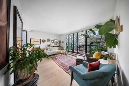 301 1330 Harwood Street, Vancouver, BC