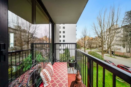 Hallway Photo of 301 1330 Harwood Street, Vancouver, BC
