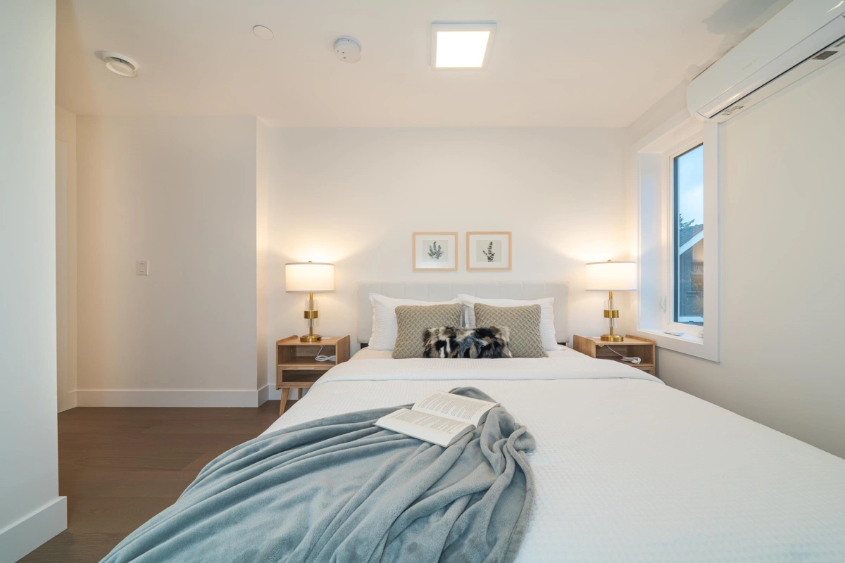 Mudroom Photo of 1926 William Street, Vancouver, BC