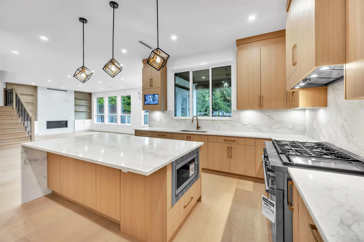 Living Room Photo of 3252 Allan Road, North Vancouver, BC