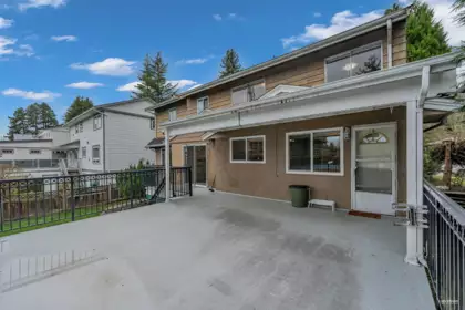 Front Yard Photo of 4425 Maple Street, Vancouver, BC