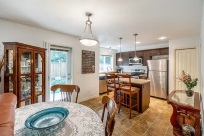 Breakfast Nook Photo of 27 1175 7th Avenue, Hope, BC