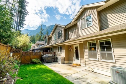 Hot Tub / Spa Photo of 27 1175 7th Avenue, Hope, BC