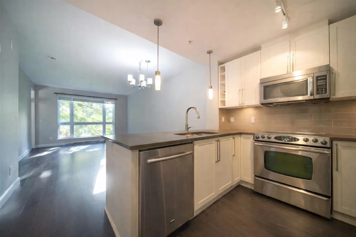 Family Room Photo of 310 14358 60 Avenue, Surrey, BC