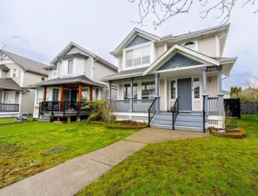 6470 185a Street, Surrey, BC, Surrey — Single Family Residence for sale