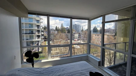 Walk-In Closet Photo of 419 135 E 17th Street, North Vancouver, BC