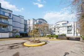 204 14885 100 Avenue, Surrey, BC