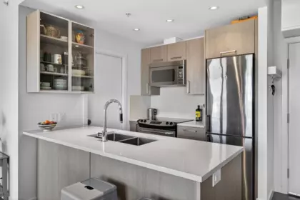 PH9 983 E Hastings Street, Vancouver, BC, Vancouver — Apartment/Condo for sale