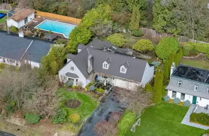 539 Newcroft Place, West Vancouver, BC, West Vancouver — Single Family Residence for sale
