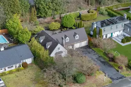 Street View Photo of 539 Newcroft Place, West Vancouver, BC