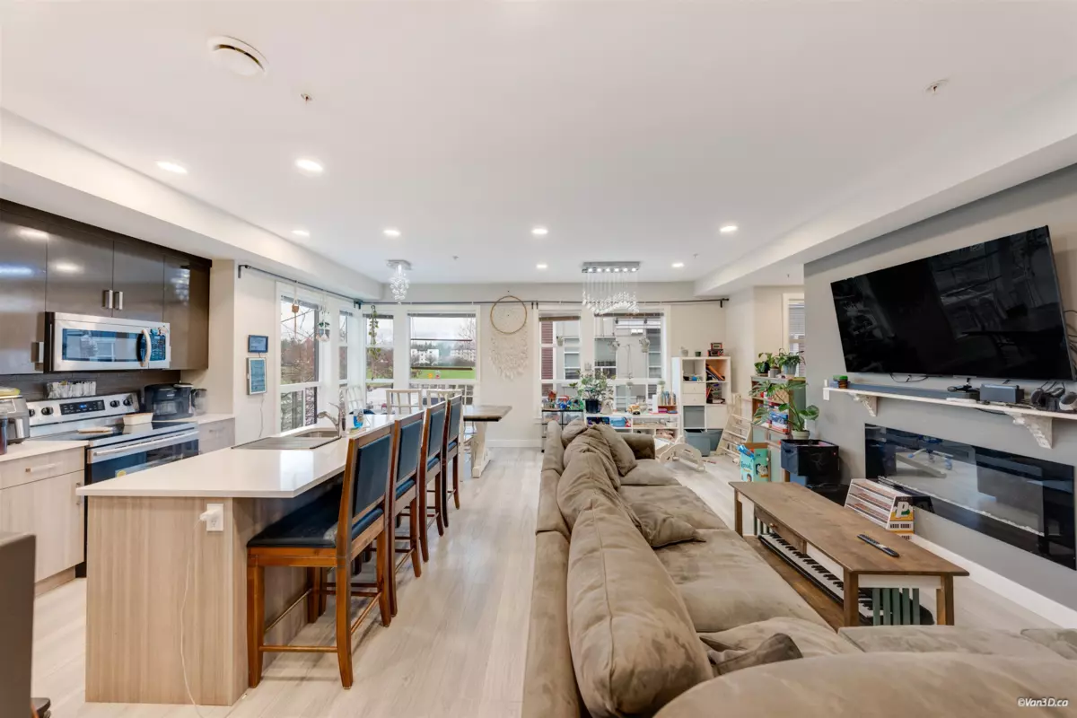 Family Room Photo of 15 8466 Midtown Way, Chilliwack, BC