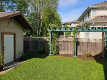 Community Amenities Photo (Clubhouse) of 21481 Telegraph Trail, Langley, BC