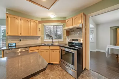 Laundry Room Photo of 21481 Telegraph Trail, Langley, BC