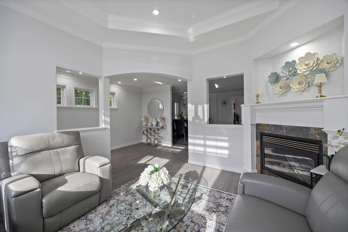 Dining Area Photo of 7801 146a Street, Surrey, BC