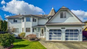 23381 Whippoorwill Avenue, Maple Ridge, BC