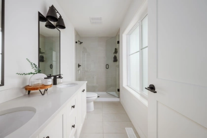 Hallway Photo of 11 23183 136 Avenue, Maple Ridge, BC