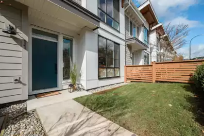 Office / Den Photo of 11 23183 136 Avenue, Maple Ridge, BC