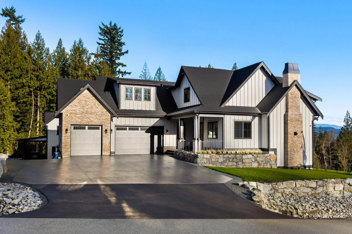 Family Room Photo of 9700 Gough Terrace, Mission, BC
