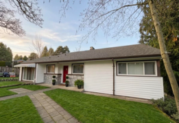 790 15th Street, West Vancouver, BC