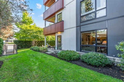 Hot Tub / Spa Photo of 108 20331 Dewdney Trunk Road, Maple Ridge, BC