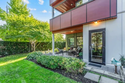 Outdoor Deck Photo of 108 20331 Dewdney Trunk Road, Maple Ridge, BC