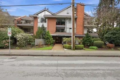 Garden / Landscaping Photo of 109 15270 17 Avenue, Surrey, BC