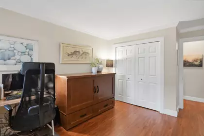 Laundry Room Photo of 109 15270 17 Avenue, Surrey, BC