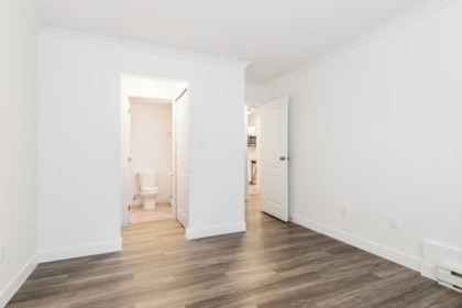 Bedroom 3 Photo of 102 9948 151 Street, Surrey, BC