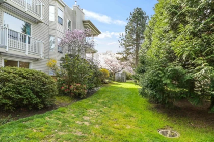 Hallway Photo of 102 9948 151 Street, Surrey, BC