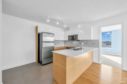 1002 4178 Dawson Street, Burnaby, BC, Burnaby — Apartment/Condo for sale