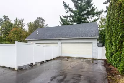 Community Amenities Photo (Clubhouse) of 8072 170a Street, Surrey, BC