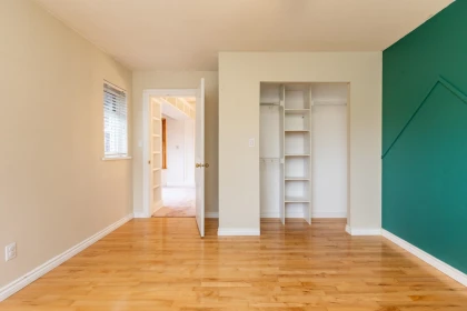 Mudroom Photo of 8072 170a Street, Surrey, BC