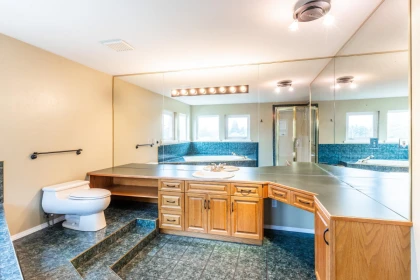 Office / Den Photo of 8072 170a Street, Surrey, BC