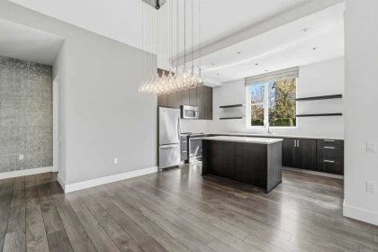 Primary Bedroom Photo of 109 550 Seaborne Place, Port Coquitlam, BC