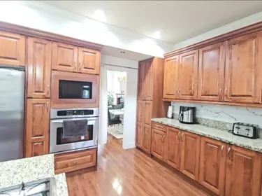 Guest Bathroom Photo of 1572 160 Street, Surrey, BC