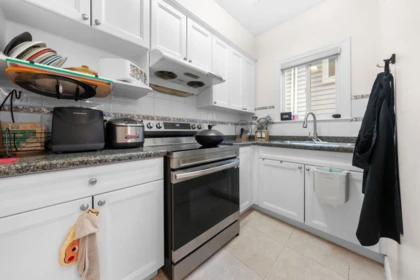 Hot Tub / Spa Photo of 62 E 61st Avenue, Vancouver, BC