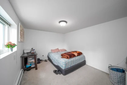 Garage Interior Photo of 1320 Tenth Avenue, New Westminster, BC