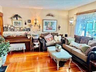 Primary Bedroom Photo of 1320 Tenth Avenue, New Westminster, BC