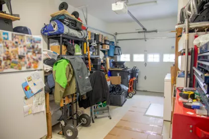 Basement Recreation Room Photo of 5915 Beachgate Lane, Sechelt, BC