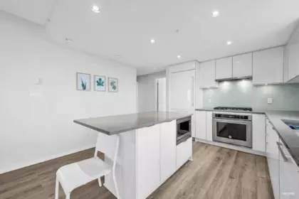 Kitchen Photo of 1607 6638 Dunblane Avenue, Burnaby, BC