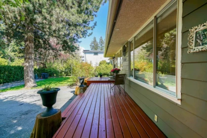 Hot Tub / Spa Photo of 15460 26 Avenue, Surrey, BC