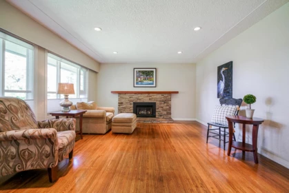 Kitchen Photo of 15460 26 Avenue, Surrey, BC