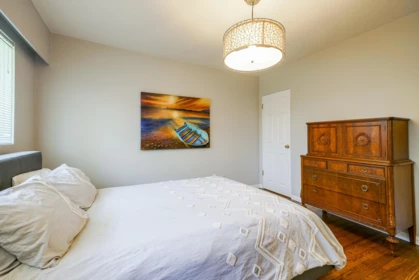 Office / Den Photo of 15460 26 Avenue, Surrey, BC