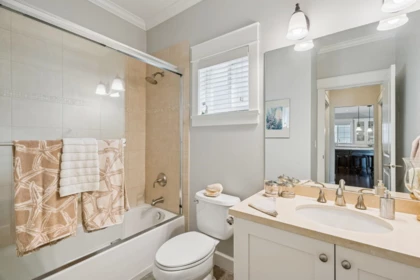 Laundry Room Photo of 5104 44b Avenue, Delta, BC