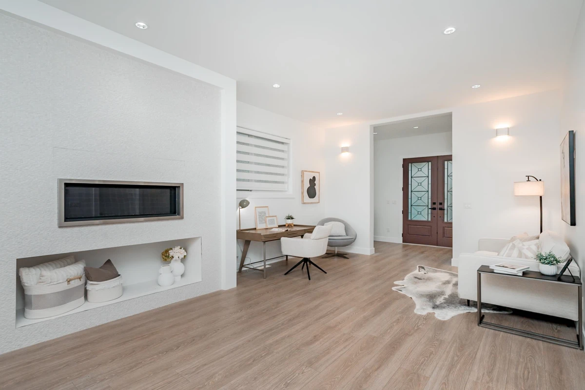 Dining Area Photo of 69 3295 Sunnyside Road, Anmore, BC