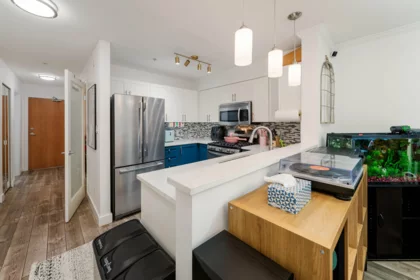 Hallway Photo of 104 2181 W 12th Avenue, Vancouver, BC