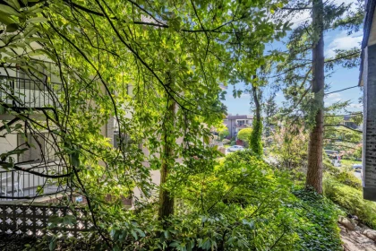 Garden / Landscaping Photo of 103 150 E 5th Street, North Vancouver, BC