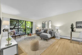 103 150 E 5th Street, North Vancouver, BC