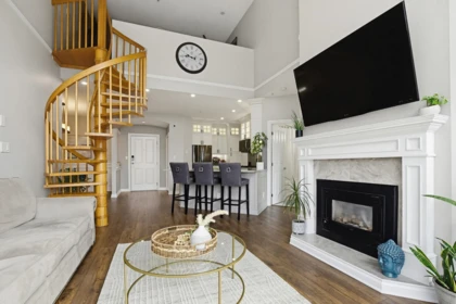 Loft / Bonus Room Photo of 502 34101 Old Yale Road, Abbotsford, BC