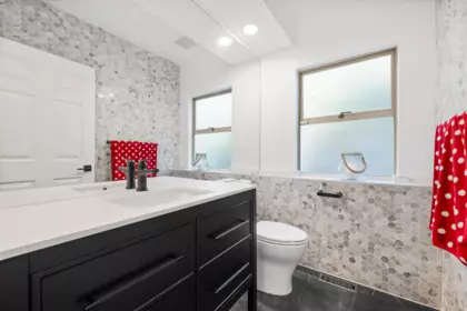 Office / Den Photo of 4809 Northwood Place, West Vancouver, BC